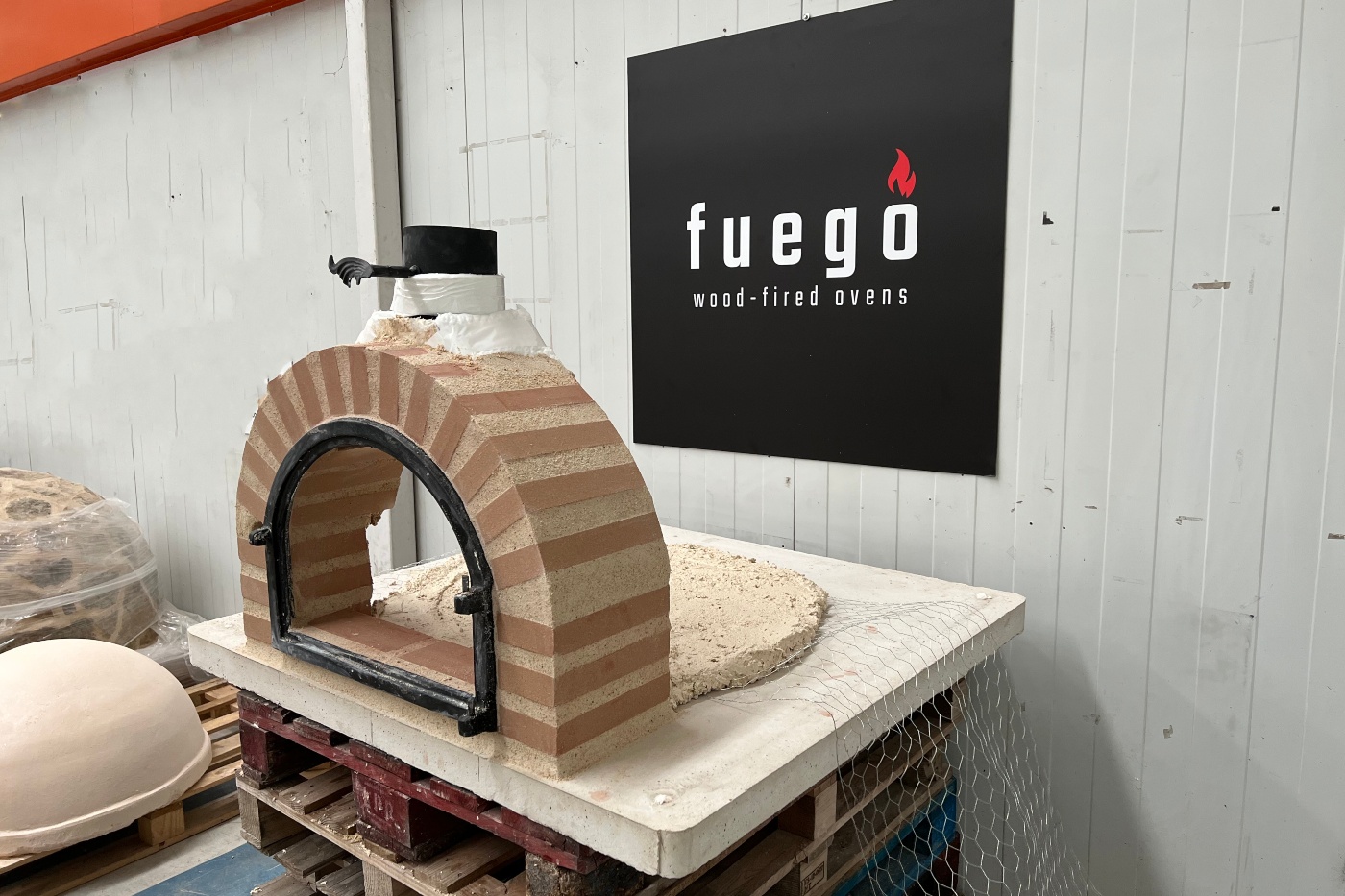 How to insulate a wood-fired pizza oven - Fuego Clay Ovens